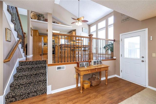 648 SE Ashton Drive, Lee's Summit, MO 64063