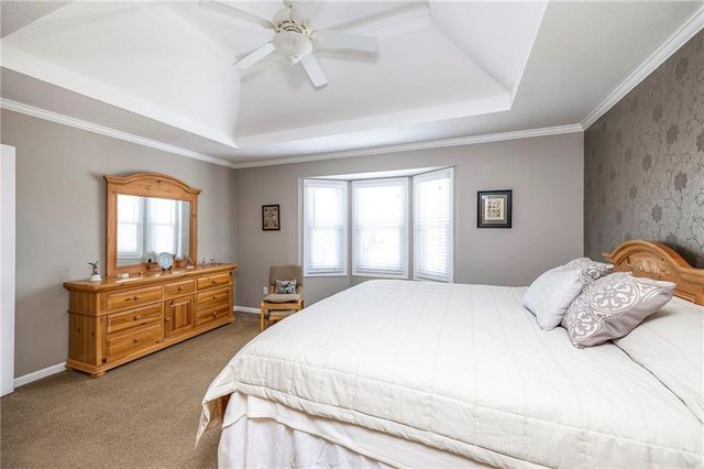 648 SE Ashton Drive, Lee's Summit, MO 64063