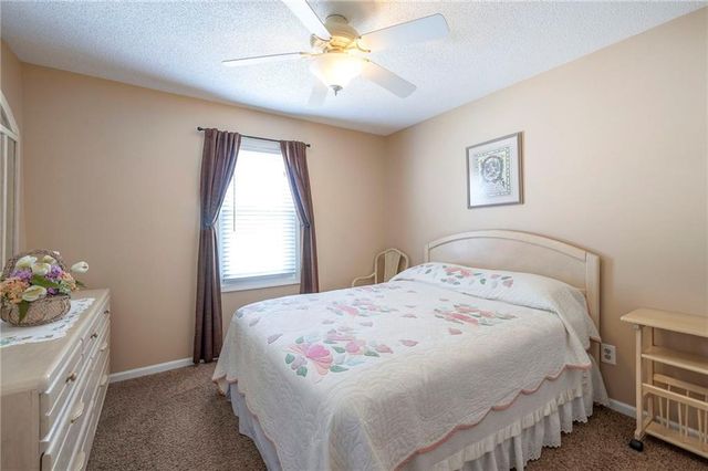 648 SE Ashton Drive, Lee's Summit, MO 64063