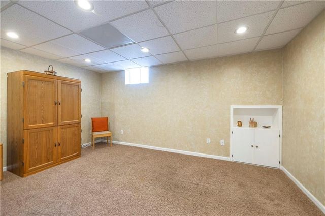 648 SE Ashton Drive, Lee's Summit, MO 64063