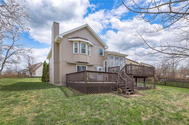 648 SE Ashton Drive, Lee's Summit, MO 64063