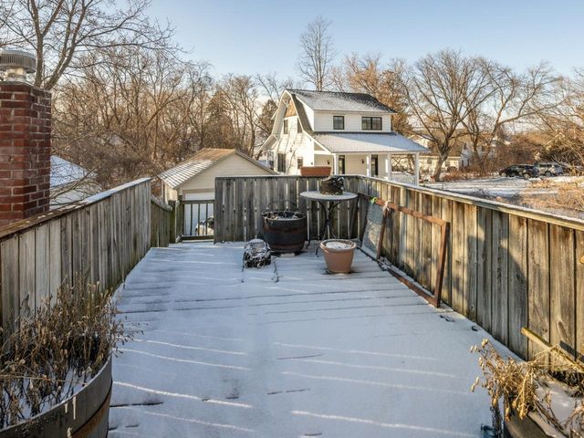 39 Grove Street, Burlington, VT 05401