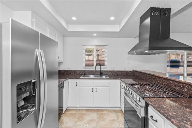 18344 7th, Bloomington, CA 92316