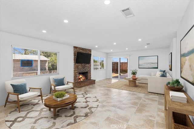 18344 7th, Bloomington, CA 92316