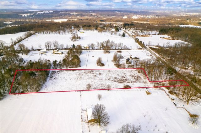 0 New Castle Rd, Shenango Twp, PA 16143