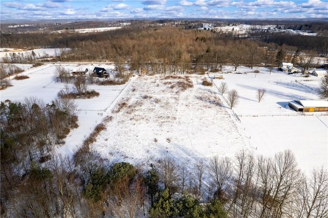 0 New Castle Rd, Shenango Twp, PA 16143