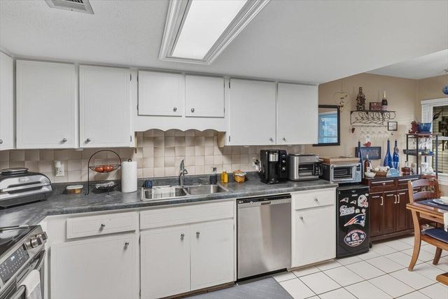 1068 5Th Avenue, Shalimar, FL 32579