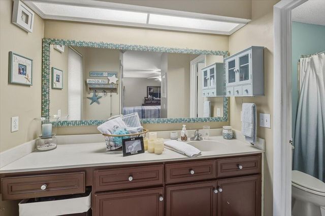 1068 5Th Avenue, Shalimar, FL 32579