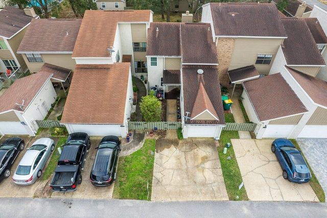 1068 5Th Avenue, Shalimar, FL 32579