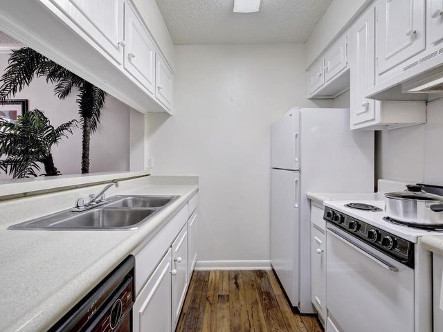 4553 Guadalupe ST 1B, Austin, TX 78751