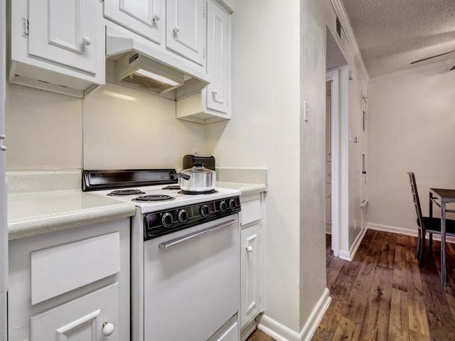 4553 Guadalupe ST 1B, Austin, TX 78751