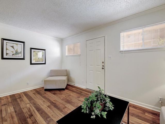 4553 Guadalupe ST 1B, Austin, TX 78751