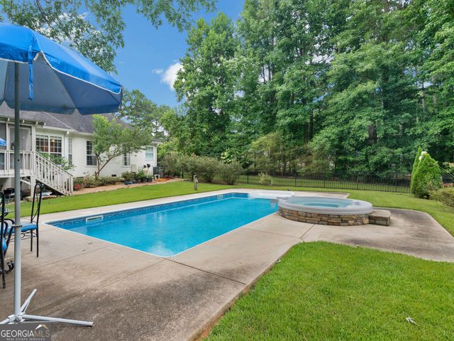 195 Galway Bend, Tyrone, GA 30290