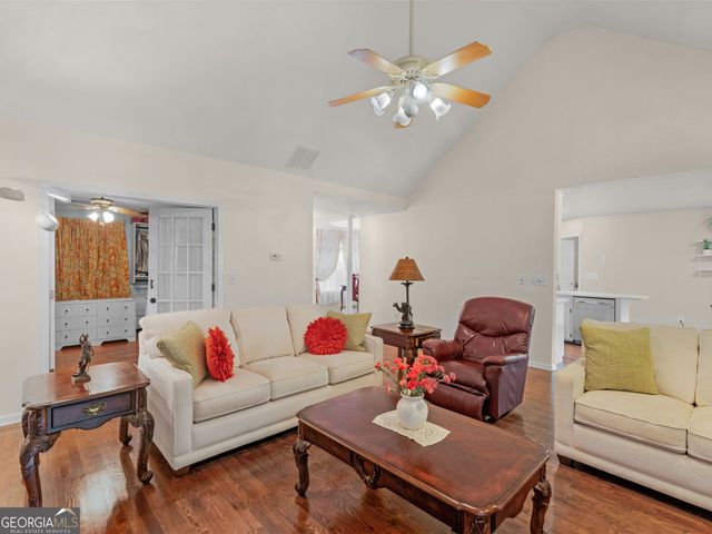 195 Galway Bend, Tyrone, GA 30290