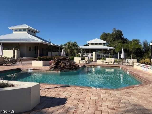 13317 Queen Palm RUN, North Fort Myers, FL 33903