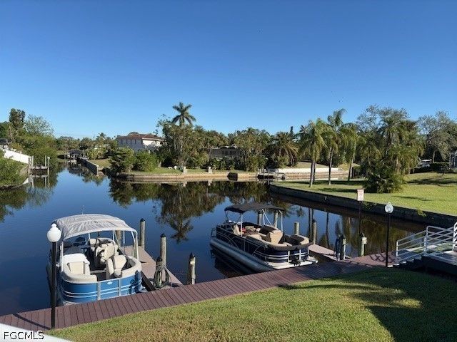 13317 Queen Palm RUN, North Fort Myers, FL 33903