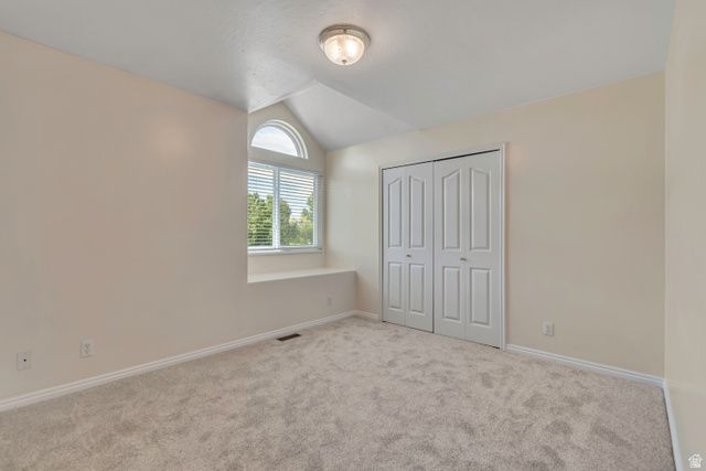 10143 S MEMORIAL DR, South Jordan, UT 84095
