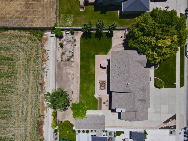 10143 S MEMORIAL DR, South Jordan, UT 84095