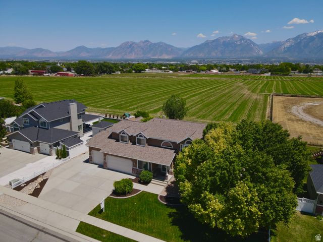 10143 S MEMORIAL DR, South Jordan, UT 84095