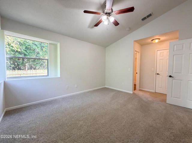 2512 TOWNSQUARE Drive, Jacksonville, FL 32216