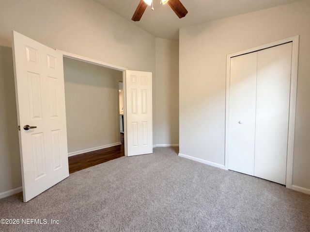 2512 TOWNSQUARE Drive, Jacksonville, FL 32216