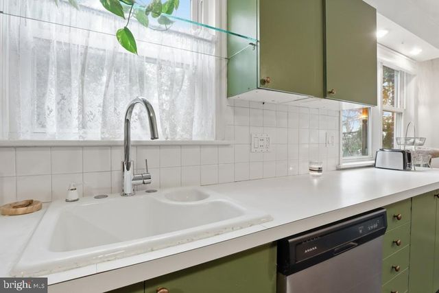 71 HERSHEY AVE, Lancaster, PA 17603