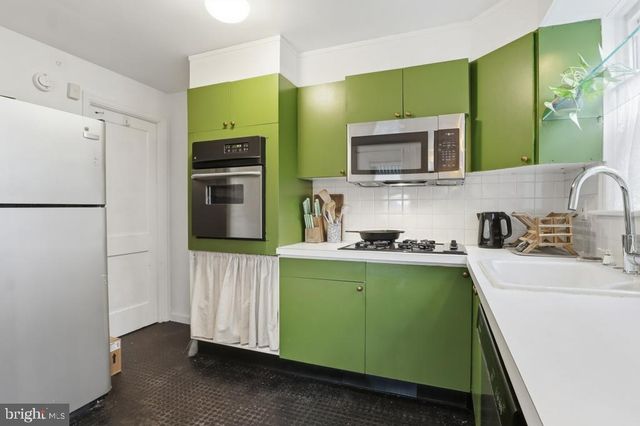 71 HERSHEY AVE, Lancaster, PA 17603