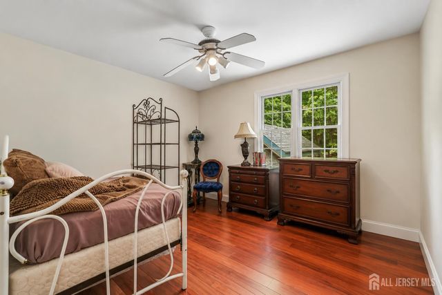827 Holmdel Road, Holmdel, NJ 07733