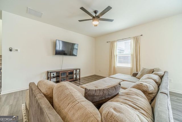 222 Knightsbridge Lane, Winder, GA 30680