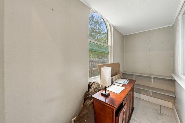 1315 E Logan ST, Round Rock, TX 78664