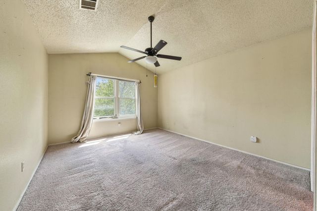 1315 E Logan ST, Round Rock, TX 78664