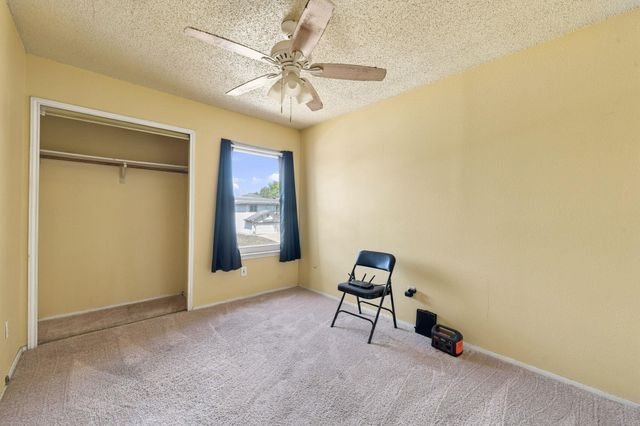 1315 E Logan ST, Round Rock, TX 78664