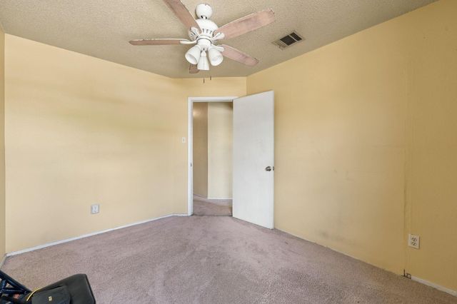 1315 E Logan ST, Round Rock, TX 78664