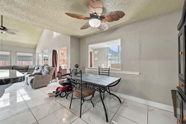 1315 E Logan ST, Round Rock, TX 78664