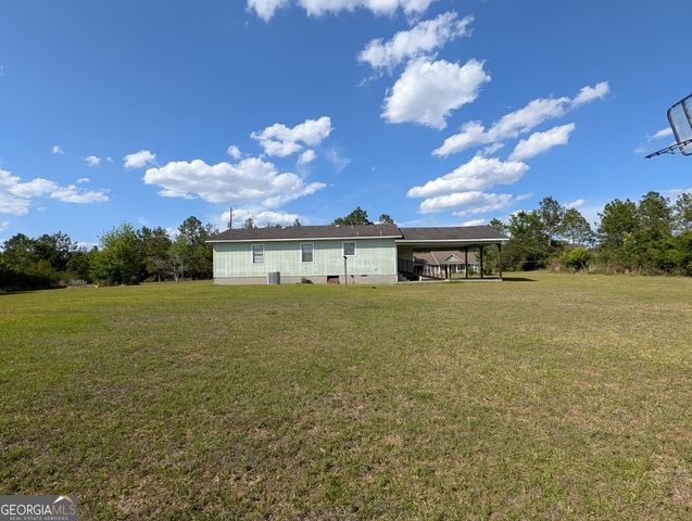 715 Charles Street, Ailey, GA 30410