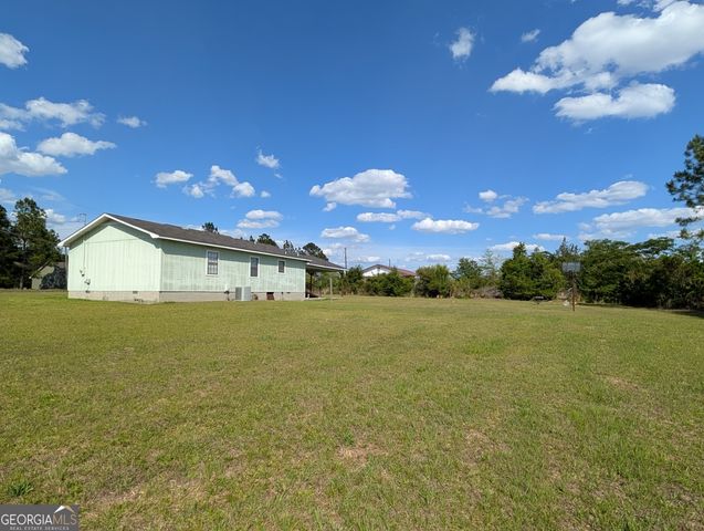 715 Charles Street, Ailey, GA 30410