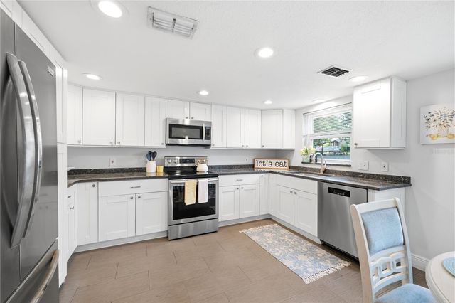 2034 CINDY CIRCLE, Palm Harbor, FL 34683