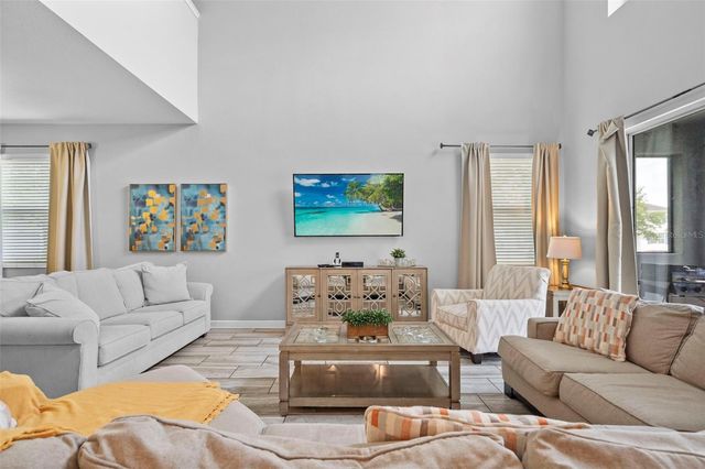 4760 KINGS CASTLE CIRCLE, Kissimmee, FL 34746