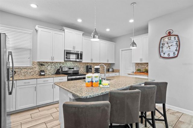 4760 KINGS CASTLE CIRCLE, Kissimmee, FL 34746