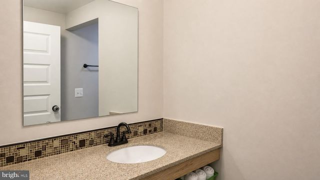 209 PRINCE EDWARD ST, Fredericksburg, VA 22401