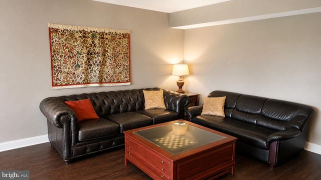 209 PRINCE EDWARD ST, Fredericksburg, VA 22401