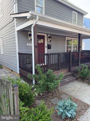 209 PRINCE EDWARD ST, Fredericksburg, VA 22401