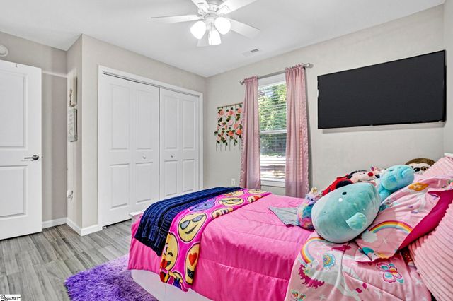 122 W 3rd Avenue, Easley, SC 29640