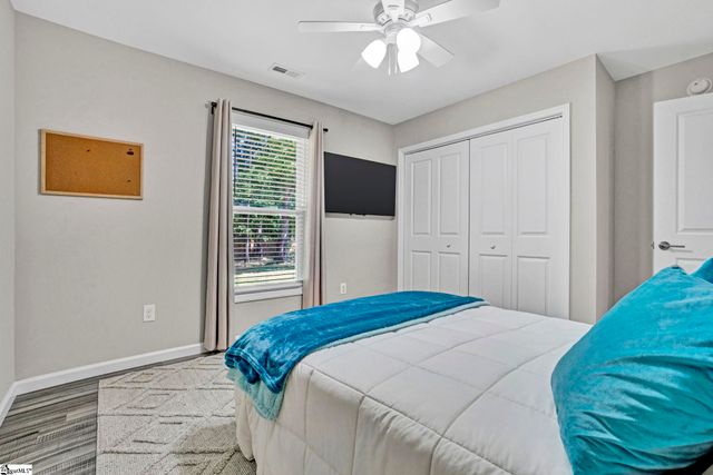 122 W 3rd Avenue, Easley, SC 29640