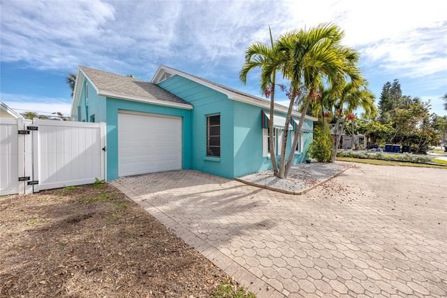 815 LANTANA AVENUE, Clearwater Beach, FL 33767