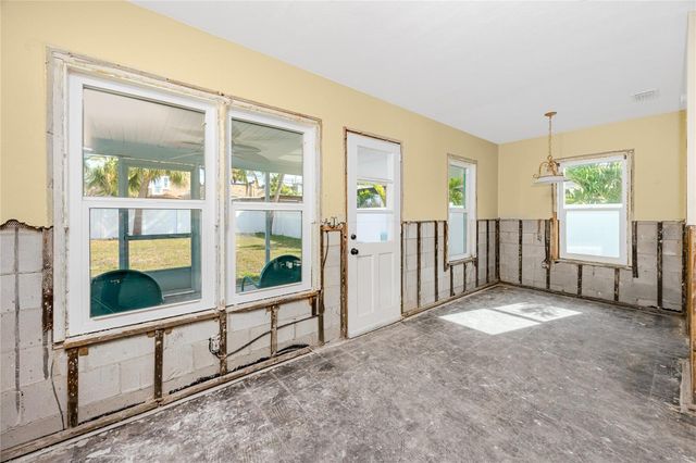 815 LANTANA AVENUE, Clearwater Beach, FL 33767