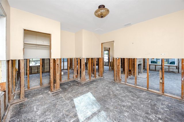 815 LANTANA AVENUE, Clearwater Beach, FL 33767