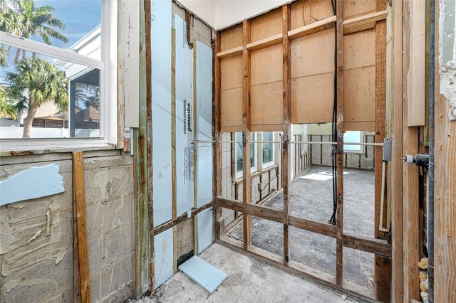 815 LANTANA AVENUE, Clearwater Beach, FL 33767