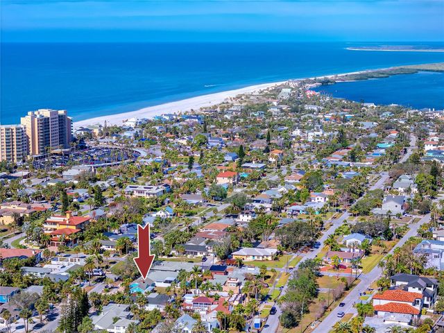 815 LANTANA AVENUE, Clearwater Beach, FL 33767