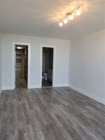 13499 Biscayne Boulevard 1105, North Miami, FL 33181